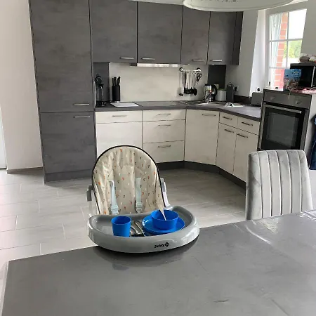 Loppi Hus Ferienhaus *